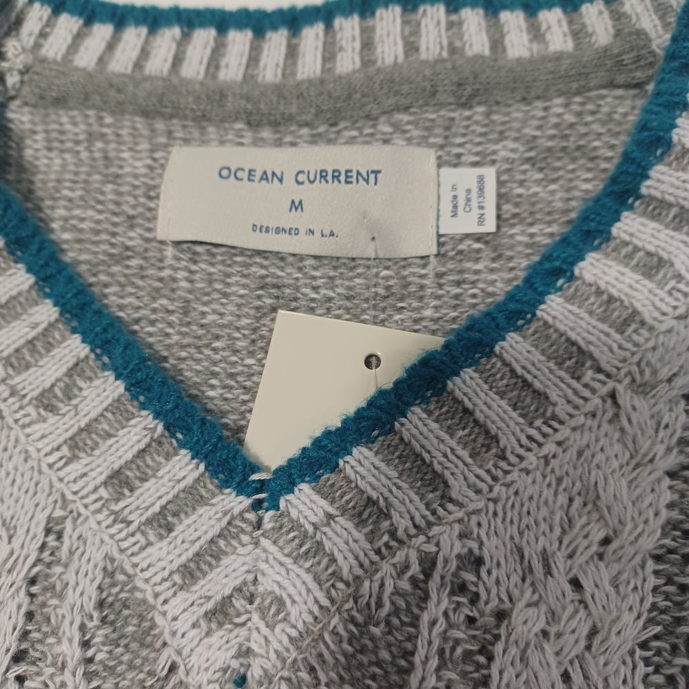 V-Neck Cable Sweater - Picture 3 of 6
